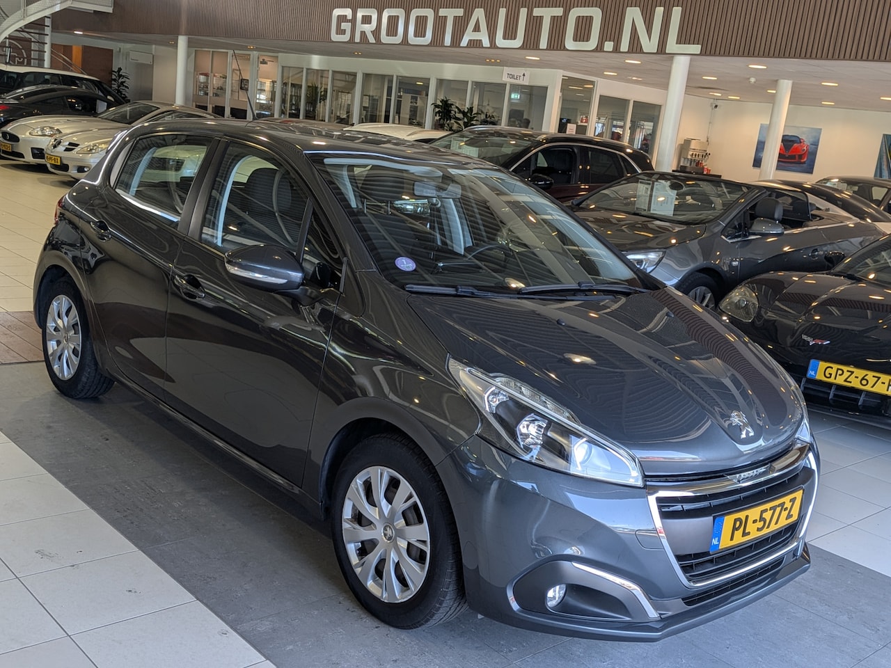 Peugeot 208 - 1.2 PureTech Blue Lion Trekhaak, Carplay, Airco - AutoWereld.nl