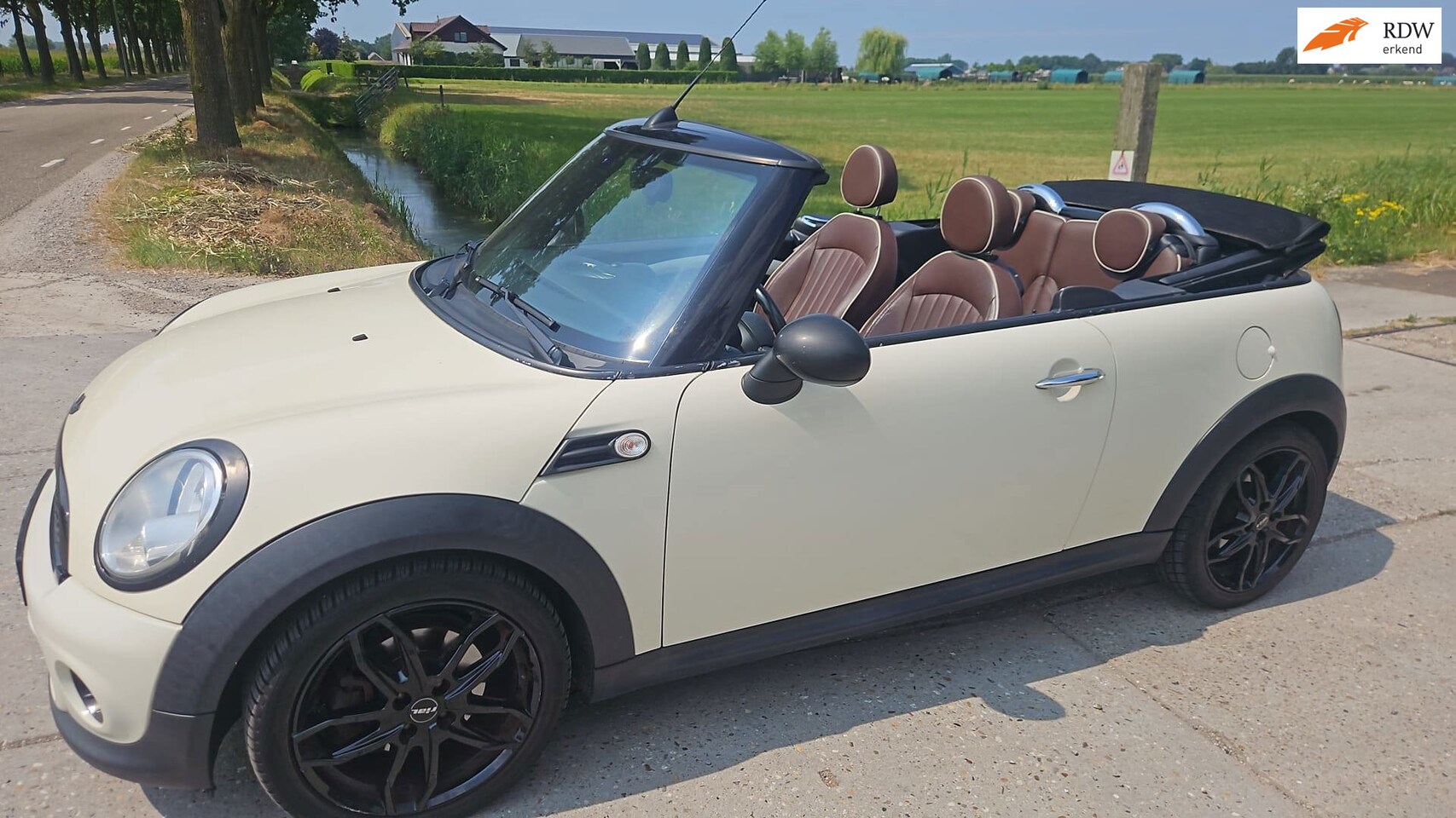 MINI Cabrio - 1.6 One Chili/ cabrio/ lederen bekleding/ climatronic - AutoWereld.nl