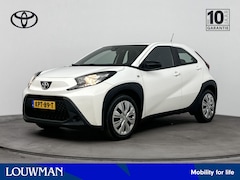 Toyota Aygo X - 1.0 VVT-i S-CVT Play | Stoelverwarming | Climate Control | Achteruitrijcamera |
