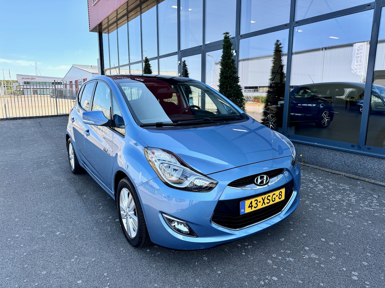 Hyundai ix20 - 1.4i i-Vision ECC CRUISE PANODAK - AutoWereld.nl