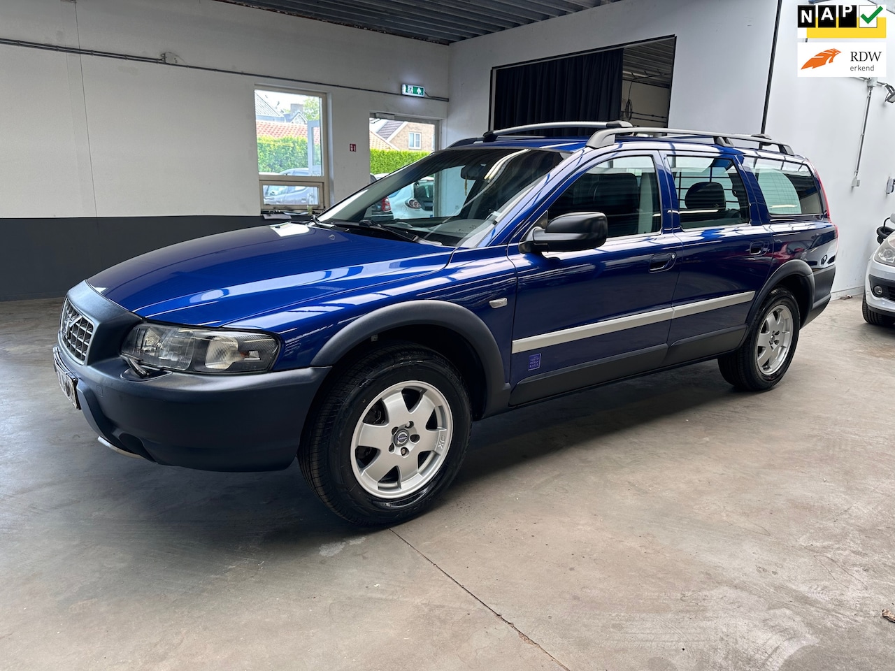 Volvo V70 Cross Country - 2.4 T Geartronic Ocean Race 2.4 T Geartronic Ocean Race - AutoWereld.nl