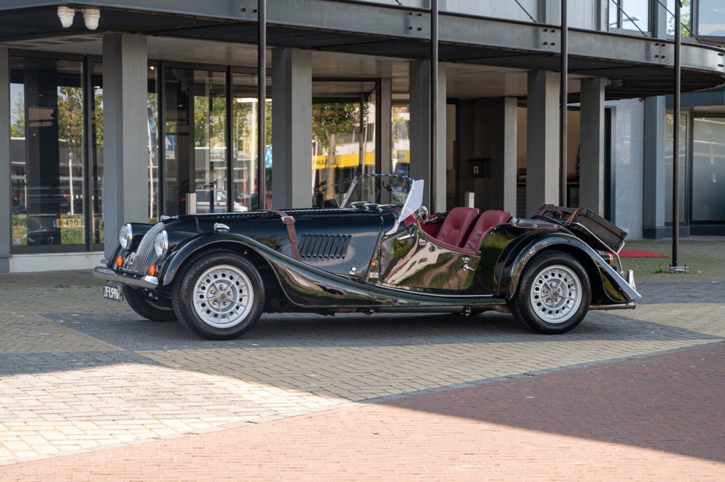 Morgan Plus 8 - 3.9 V8 - AutoWereld.nl