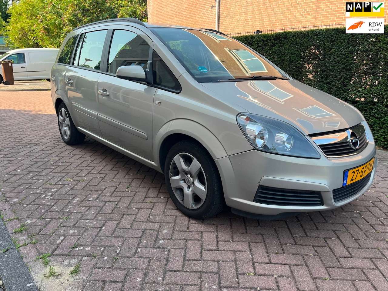 Opel Zafira - 2.2 Enjoy |automaat| 7 persoons| airco| - AutoWereld.nl