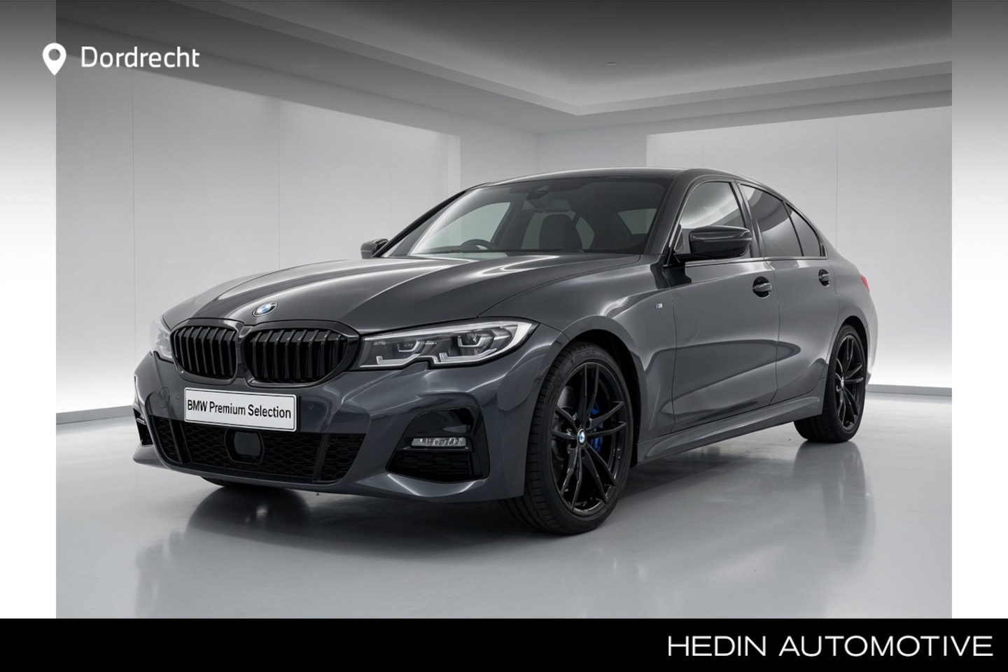 BMW 3-serie - 320i M-Sport | 19" | Hifi | M-Achterspoiler | M-Sportremmen | Privacy Glass | Voorbereidin - AutoWereld.nl