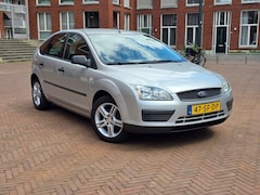 Ford Focus - 1.6-16V /nieuwe apk bij aflevering