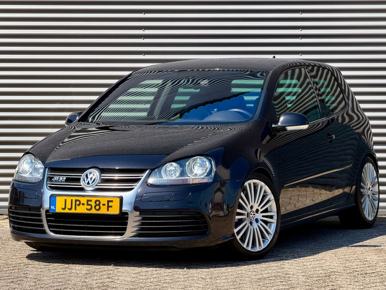 Volkswagen Golf - 3.2 R32 DSG | Schaalstoelen | Compleet 1e Lak | Milltek | Liefhebbersauto | Uniek! - AutoWereld.nl