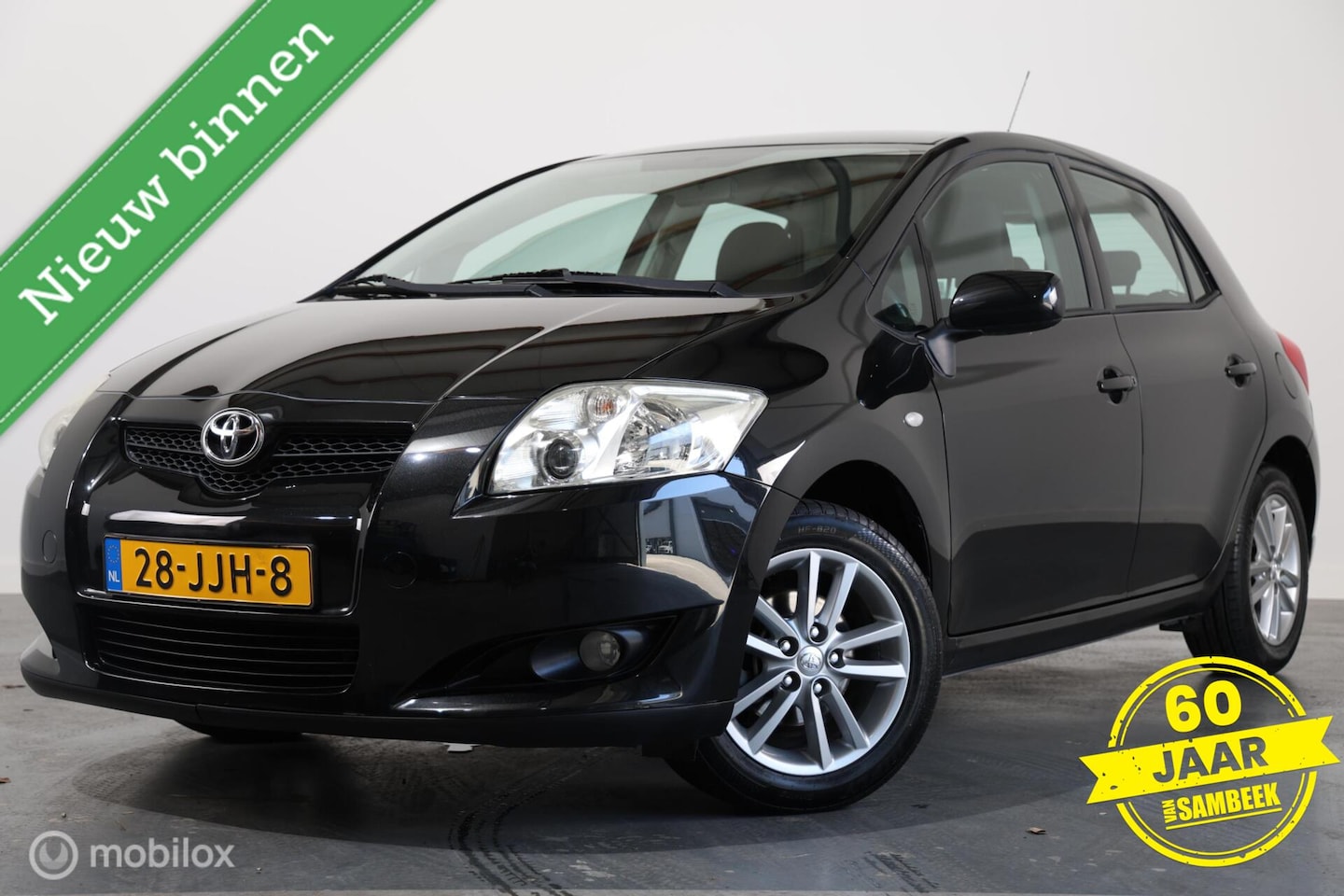 Toyota Auris - 1.6 Aspiration - Airco - Trekhaak - Cruise control - AutoWereld.nl