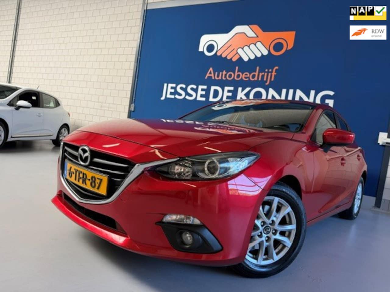 Mazda 3 Sport - 2.0 TS automaat / bj.2014 / dealer onderhouden / navigatie / APK tot 07/2027 / cruise cont - AutoWereld.nl