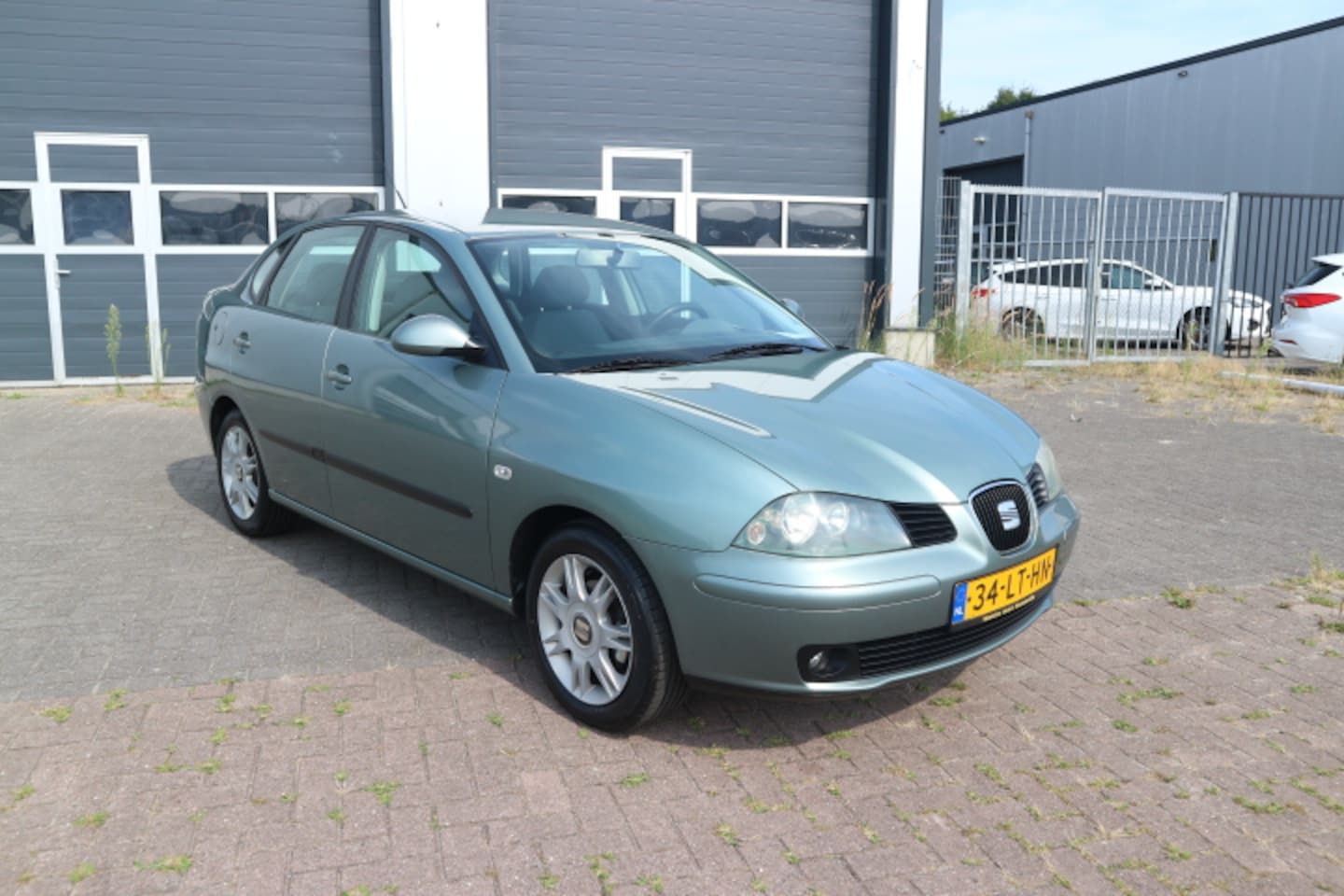 SEAT Cordoba - 1.4-16V Signo 1.4-16V Signo - AutoWereld.nl