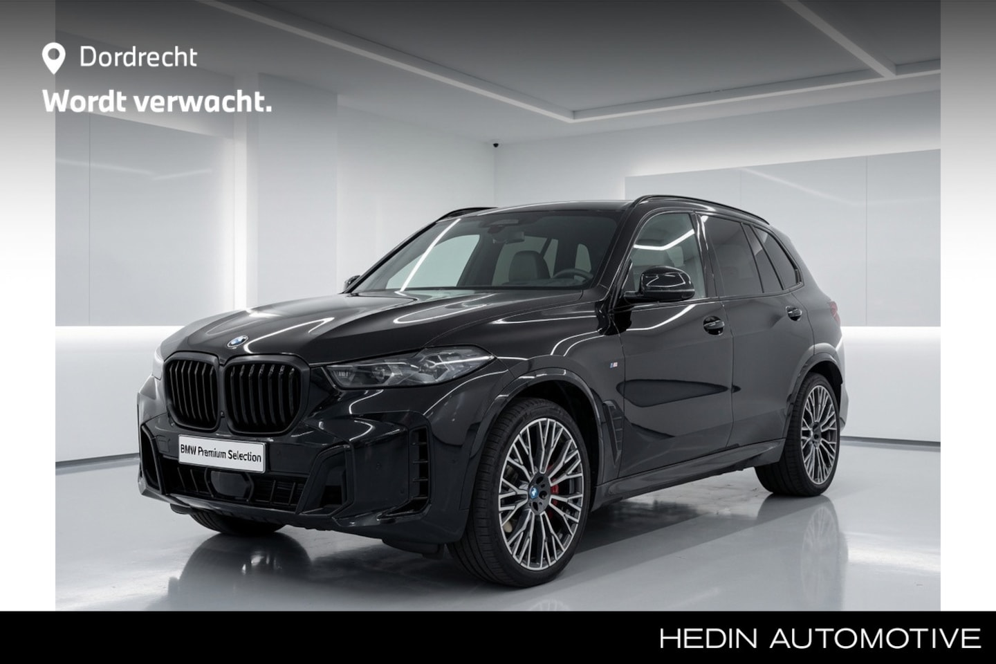BMW X5 - xDrive50e M-Sport Pro | 22" | Bowers & Wilkins | Trekhaak | Lederen Dashboard | Driving As - AutoWereld.nl