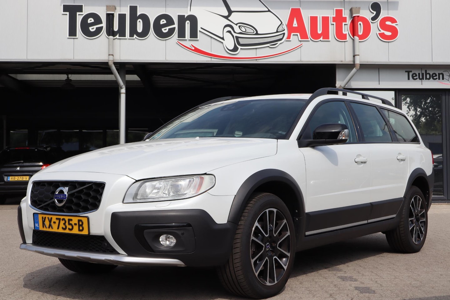 Volvo XC70 - 2.4 D5 Inscription Edition | AWD |  Cruise control adaptief | Automaat | Intellisafe Pro l - AutoWereld.nl