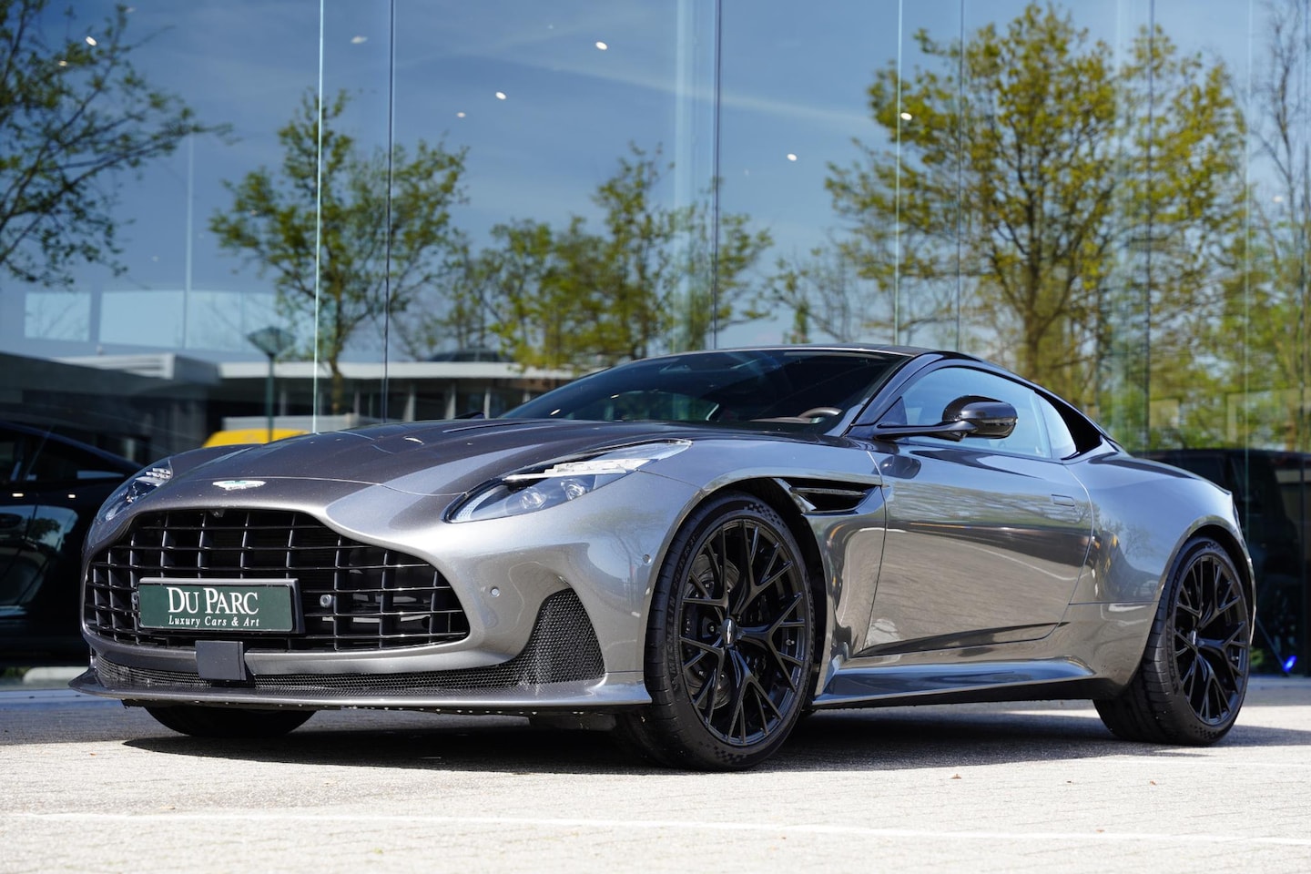 Aston Martin V8 Coupé - DB12 4.0 / BTW / NEW SERVICE / NL AUTO - AutoWereld.nl