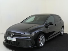 Volkswagen Golf - 1.5 eHybrid GTE | SoH 100% | Panoramadak | Trekhaak | 360 camera | Matrix LED verlichting