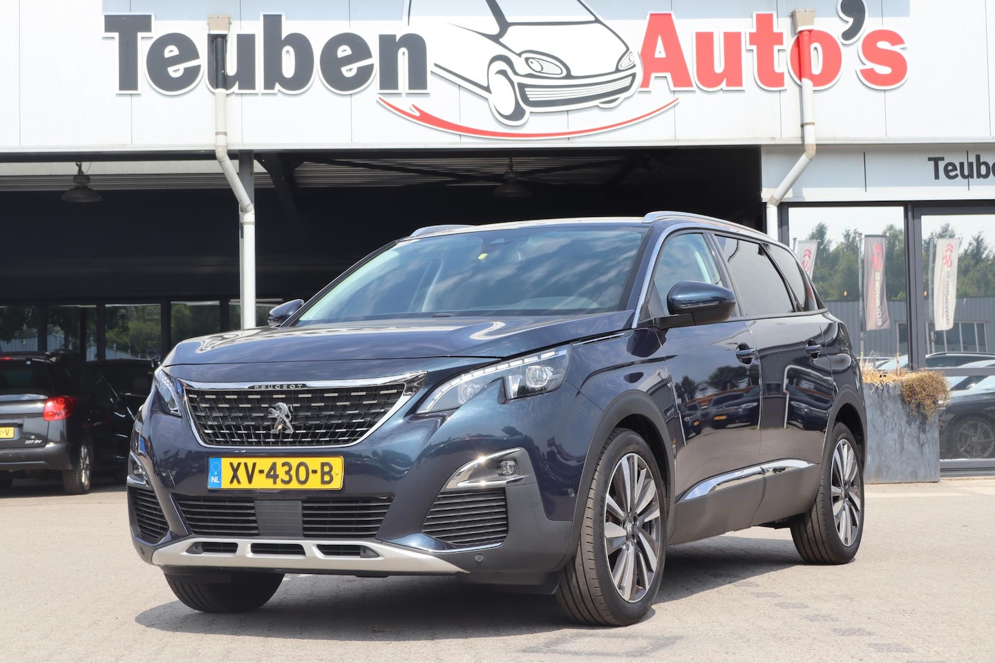 Peugeot 5008 - 1.2 PureTech Allure | 7 persoons | Apple Carplay/Android Auto | Camera | Cruise Control - AutoWereld.nl