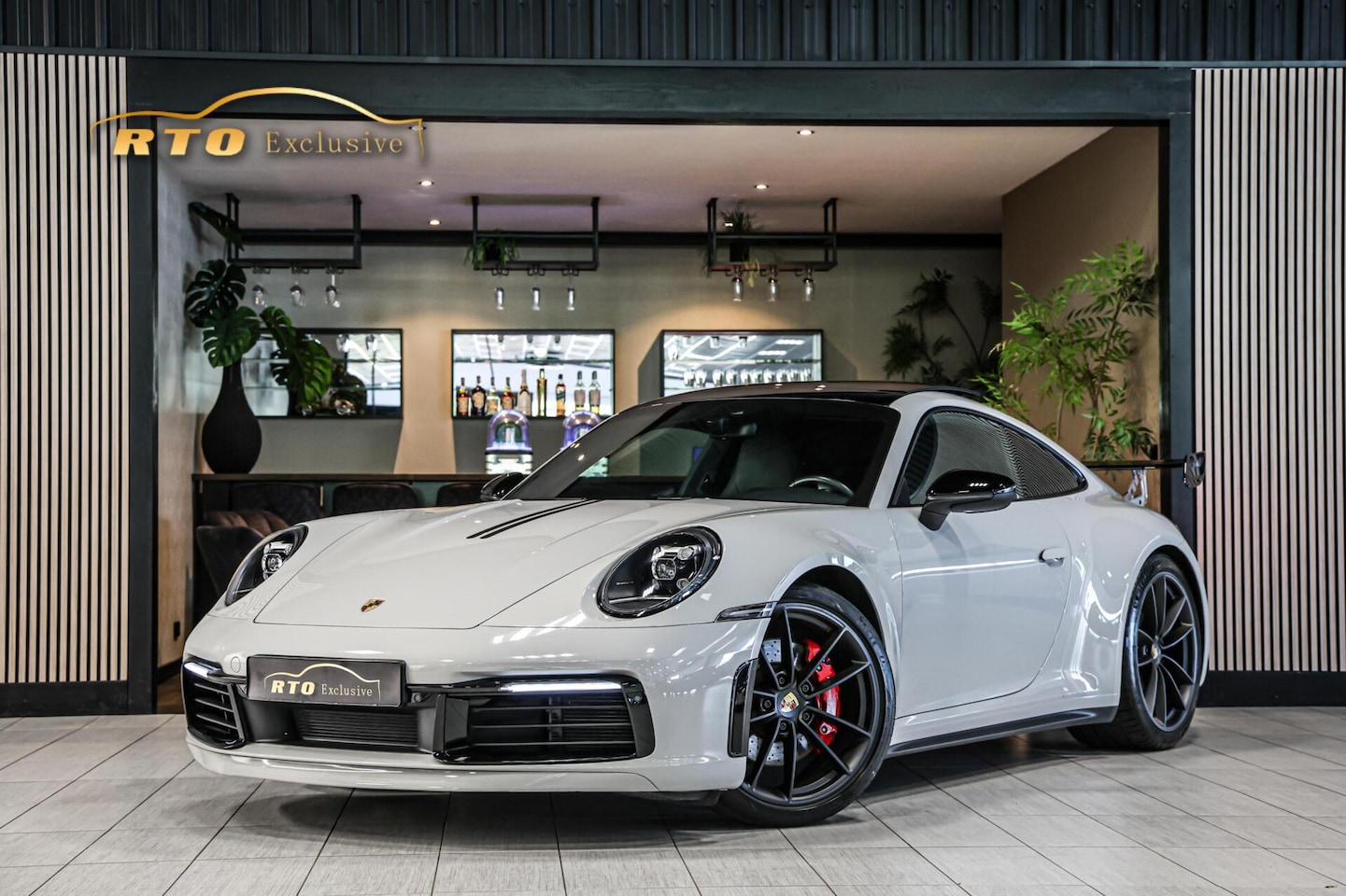 Porsche 911 - 3.0 Carrera S| Techart | Akrapovic | Pano | Chrono - AutoWereld.nl