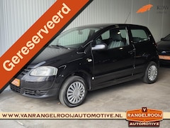 Volkswagen Fox - 1.2 Trendline, trekhaak, airco, centr. vergr
