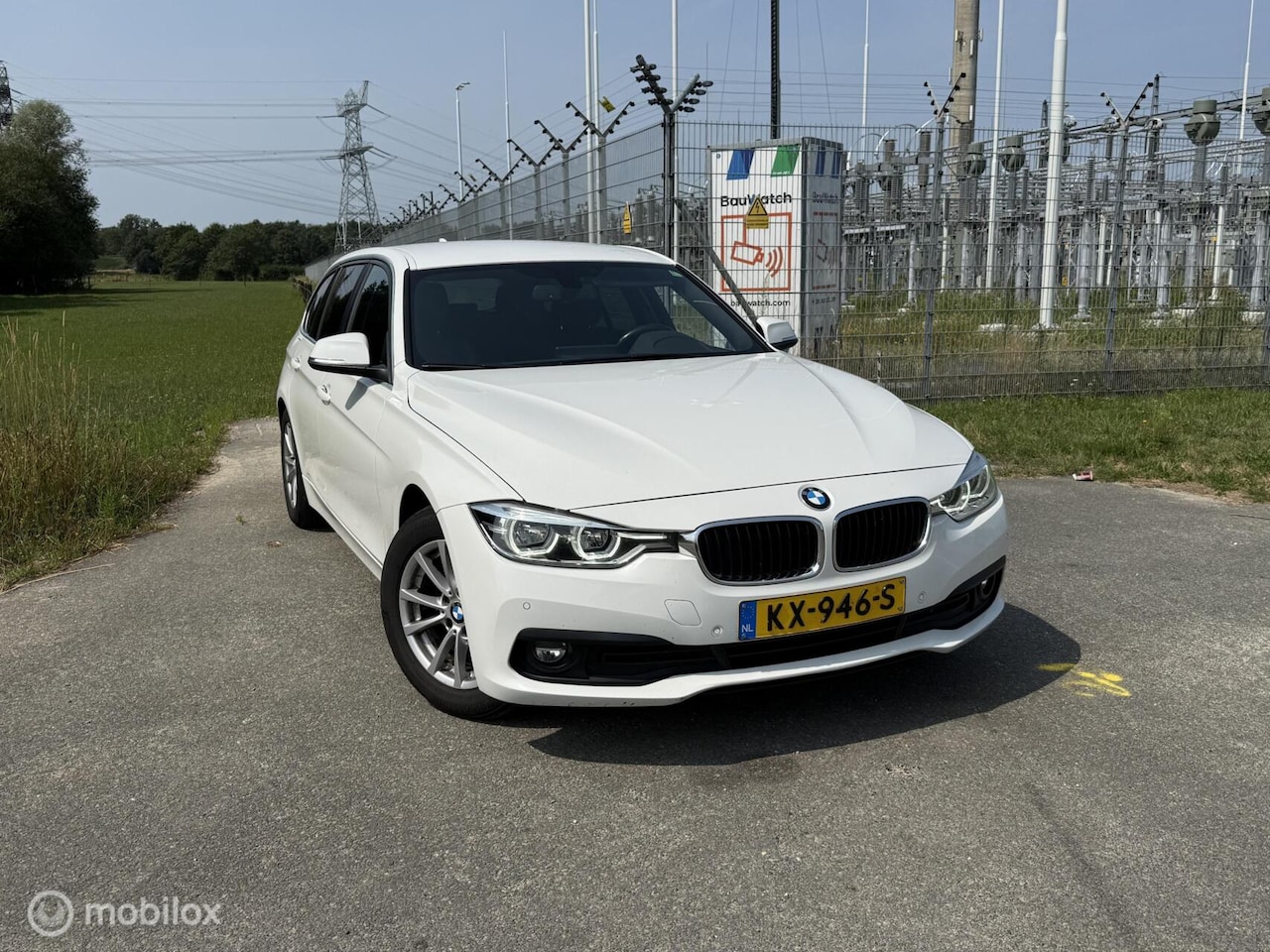 BMW 3-serie Touring - 320d LCI Led Harman K Clima - AutoWereld.nl