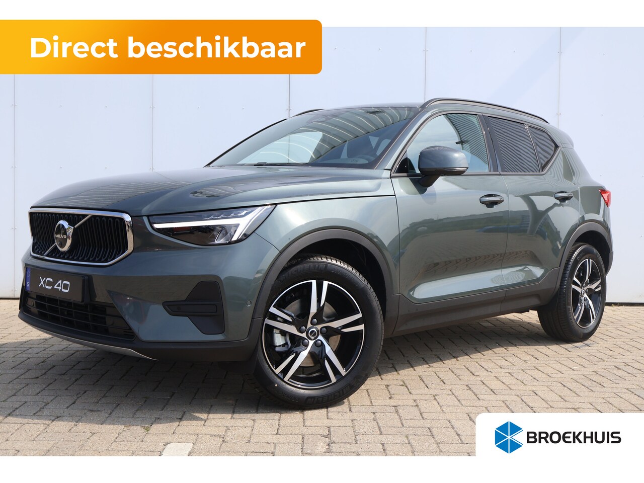 Volvo XC40 - 2.0 B3 Core Business Edition | Verwarmbare Achterbank | Driver Assist | - AutoWereld.nl