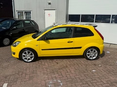 Ford Fiesta - 1.4-16V Futura XL