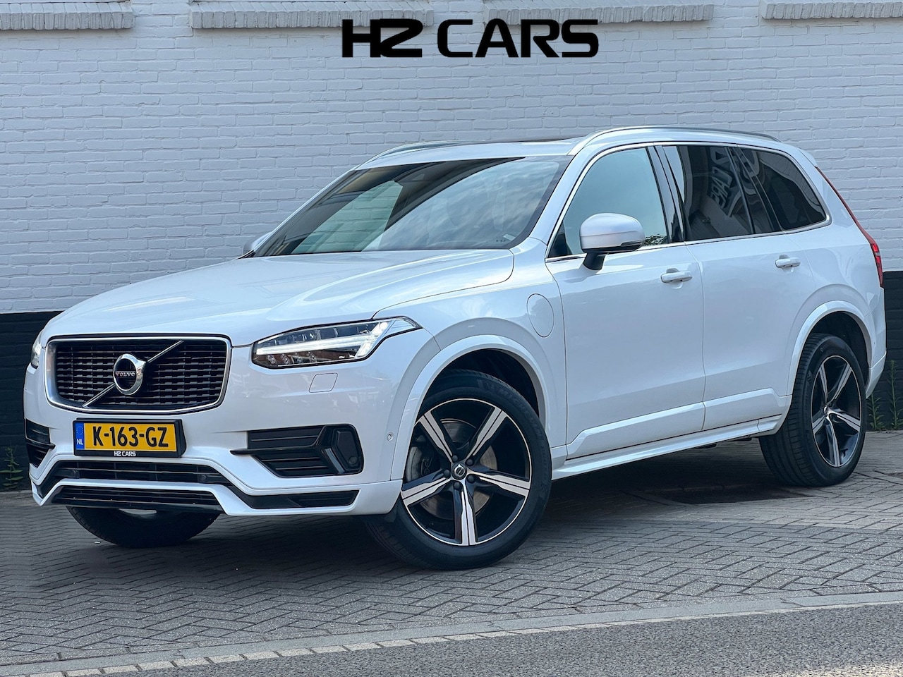Volvo XC90 - 2.0 T8 Twin Engine AWD R-Design|Pano|Trekhaak|VOL!! - AutoWereld.nl