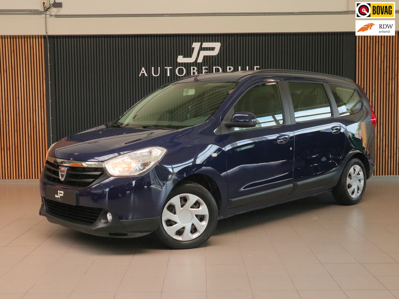 Dacia Lodgy - 1.2 TCe Ambiance 5p. NAVI|CRUISE|AIRCO|PDC|CAMERA|STARTSTOP - AutoWereld.nl