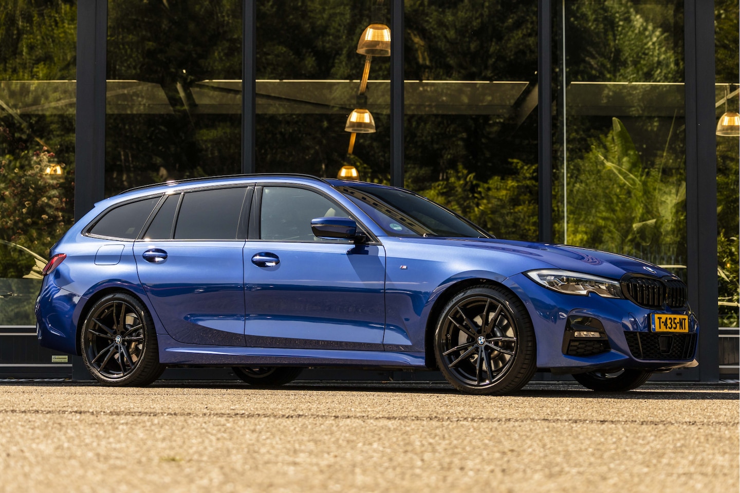 BMW 3-serie Touring - 330d High Executive M-Pakket - AutoWereld.nl