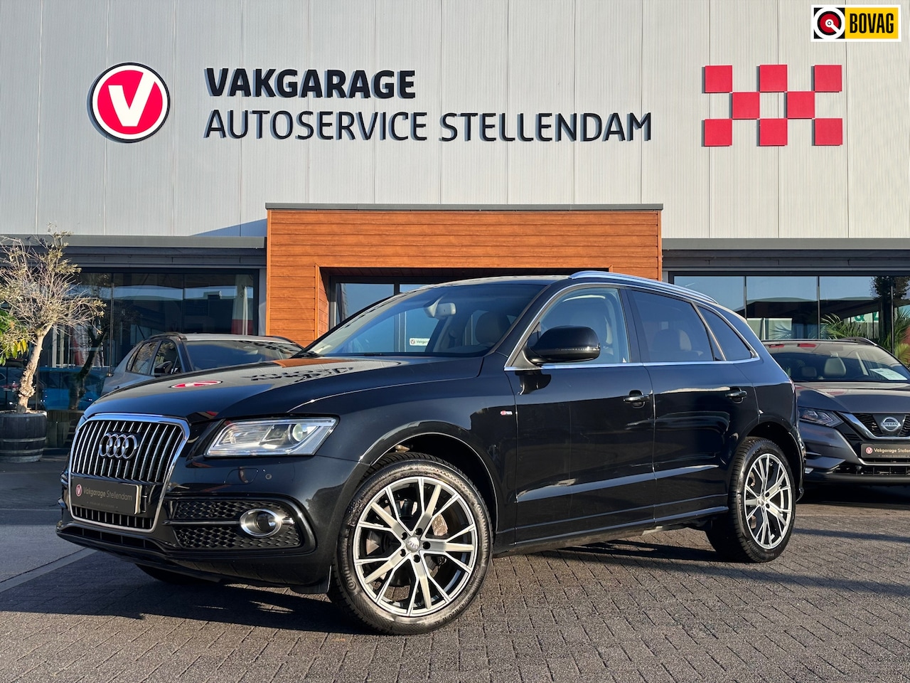Audi Q5 - 3.0 TFSI quattro Pro Line S|20 Inch Wielen|Afneemb Trekhaak|Panodak|Camera - AutoWereld.nl