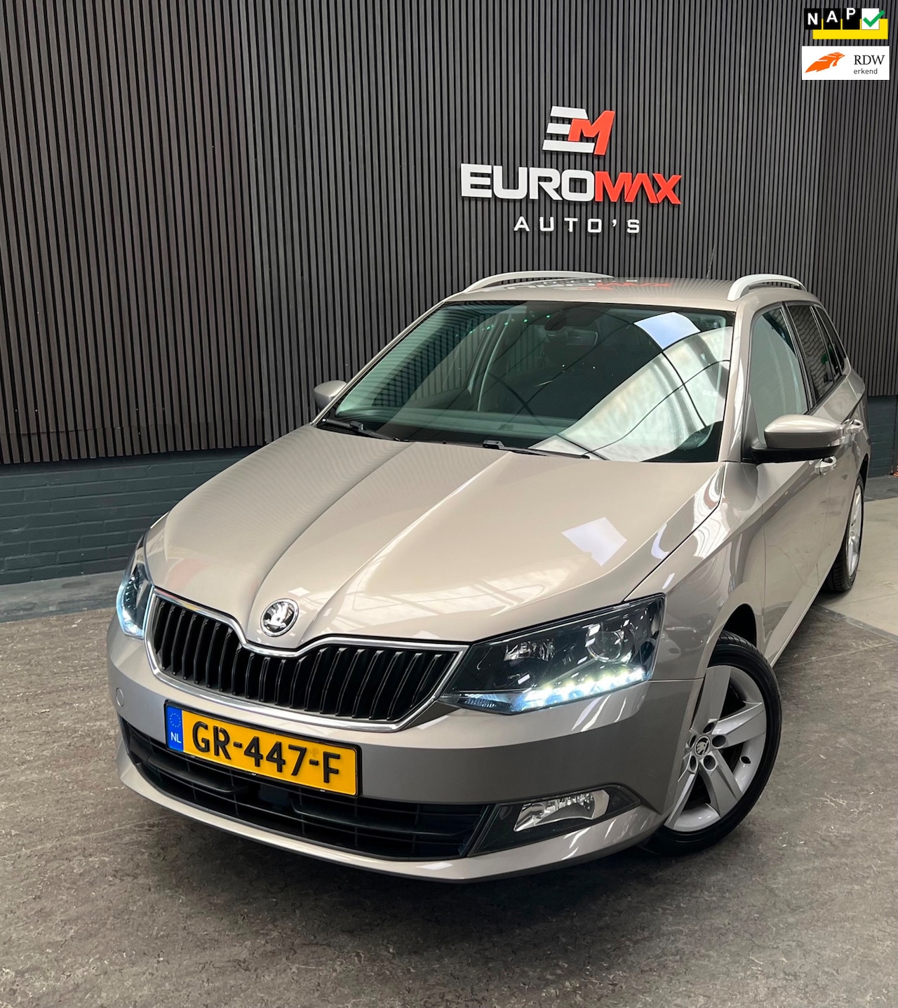 Skoda Fabia Combi - 1.2 TSI Style - 2e eigenaar - NAP - Front assist - Airco - Cruise - AutoWereld.nl