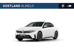 BMW i3 - 50 xDrive M Sport / Panoramadak / 3D Head-Up / M Multifunctionele stoelen / Stuurverwarmin
