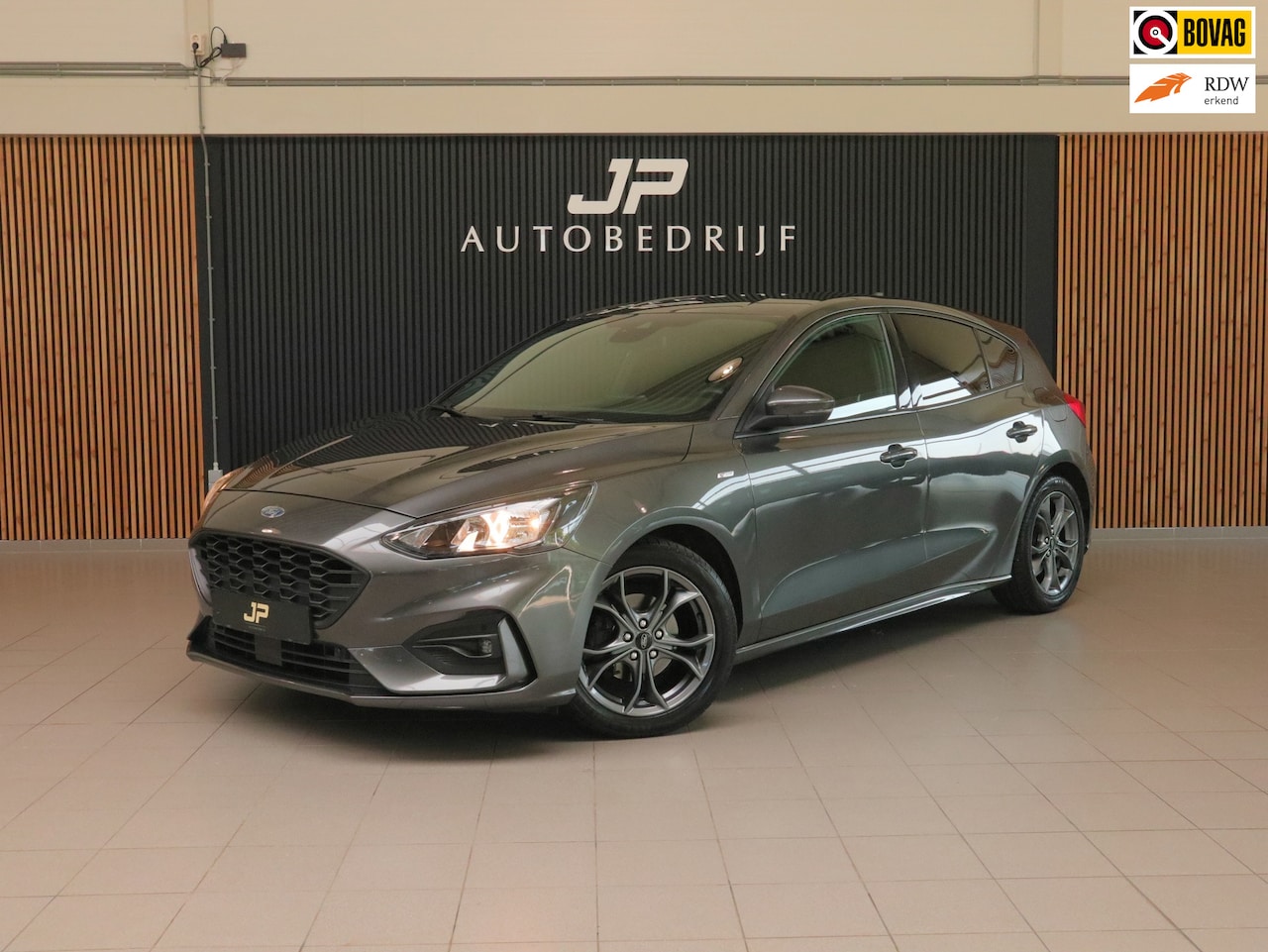 Ford Focus - 1.0 EcoBoost ST-LINE|AUTOMAAT|CRUISE|APPLECARPLAY|PDC|STOEL & STUURVERWARMING - AutoWereld.nl