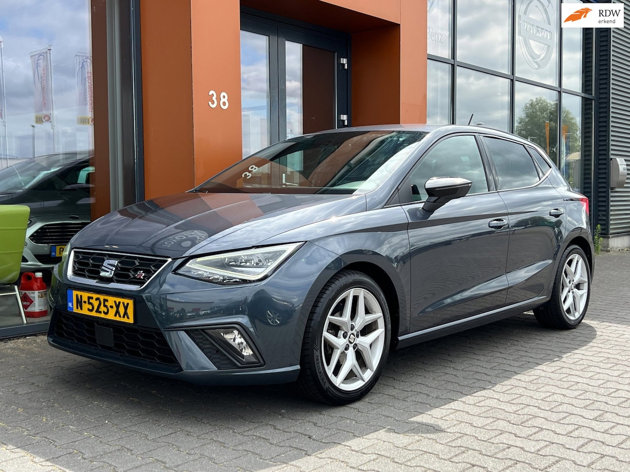 SEAT Ibiza - 1.0TSI FR|LED|Cruise|Stoelverw.|Clima|Carplay|CAM - AutoWereld.nl