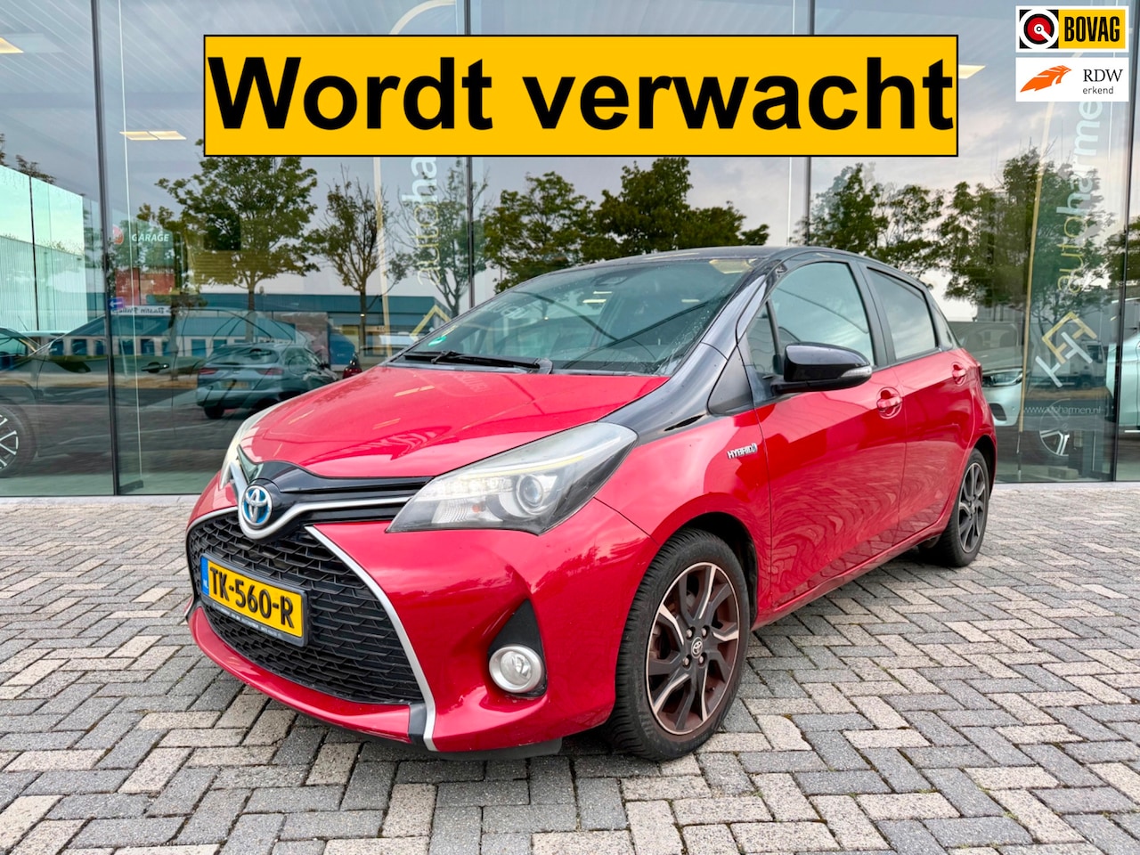 Toyota Yaris - 1.5 Hybrid automaat Dynamic Bi-Tone - AutoWereld.nl