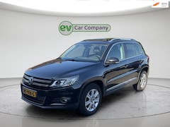 Volkswagen Tiguan - 1.4 TSI Sport&Style | Panoramadak | Cruise Control | Multimedia | Parkeersensoren | Trekha