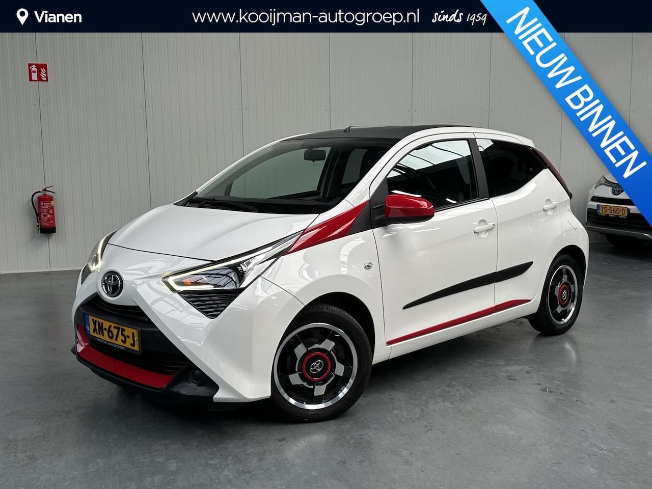Toyota Aygo - 1.0 VVT-i x-play 1.0 VVT-i x-play - AutoWereld.nl