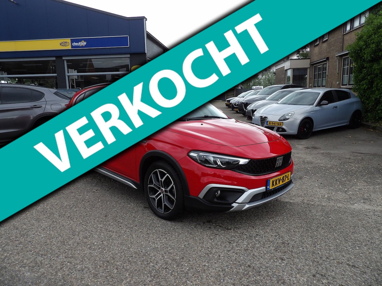 Fiat Tipo - 1.5 Hybrid Automaat Red / Rijklaarprijs - AutoWereld.nl