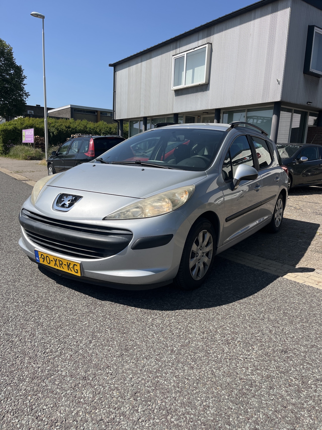 Peugeot 207 SW - 1.4 VTi X-line Airco Keurig nette en perfect rijdende 207 sw Auto krijgt een nieuwe Apk bi - AutoWereld.nl