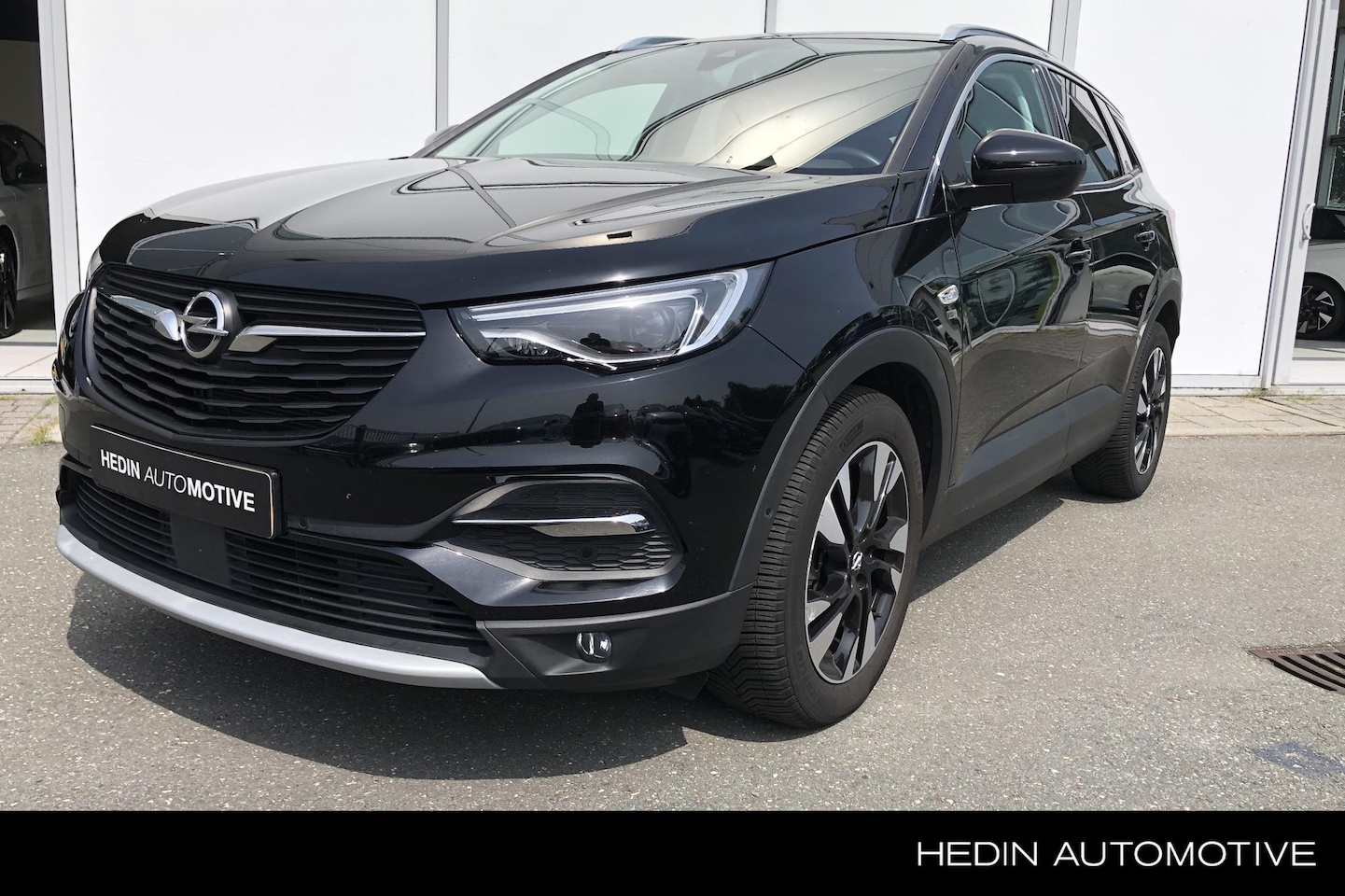 Opel Grandland X - 1.2 Turbo Innovation | Navigatie | Trekhaak | Climate Control | Camera |Lage KM-Stand | - AutoWereld.nl
