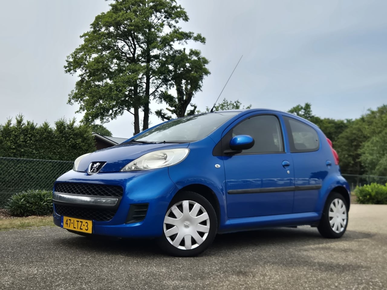 Peugeot 107 - 1.0-12V XS 1.0-12V XS - AutoWereld.nl