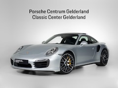 Porsche 911 - Turbo S