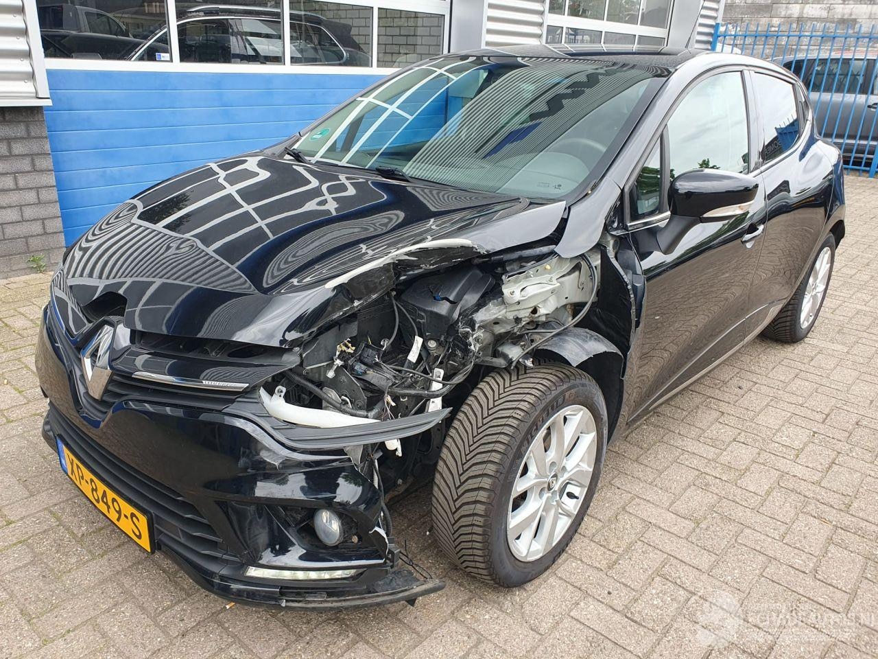Renault Clio - 0.9 TCe Limited 0.9 TCe Limited - AutoWereld.nl