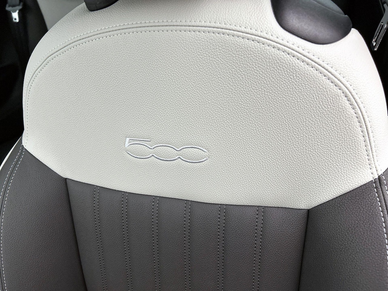 Fiat 500 - La Prima 42 kWh - AutoWereld.nl