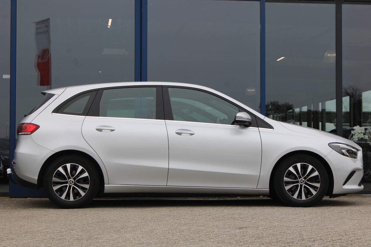 Mercedes-Benz B-klasse - 180 AUT7 Business Solution - AutoWereld.nl