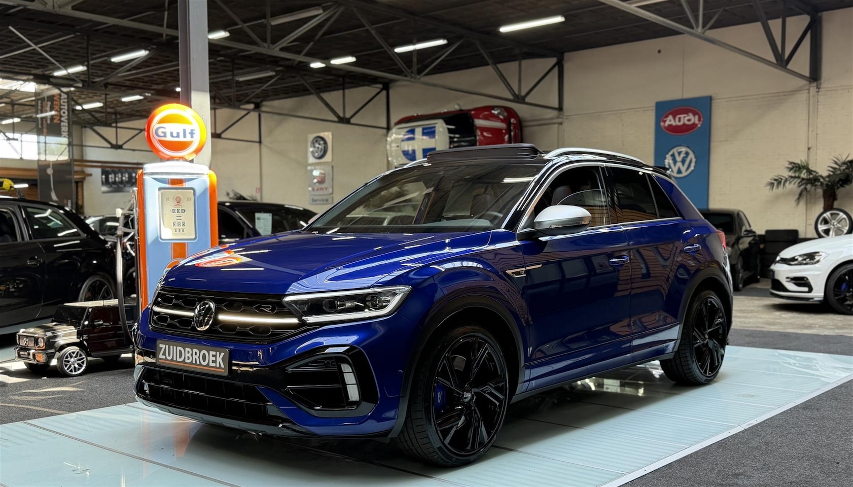 Volkswagen T-Roc - 2.0 TSI R DSG 4Motion | Vol optie | Pano | Akrapovic - AutoWereld.nl