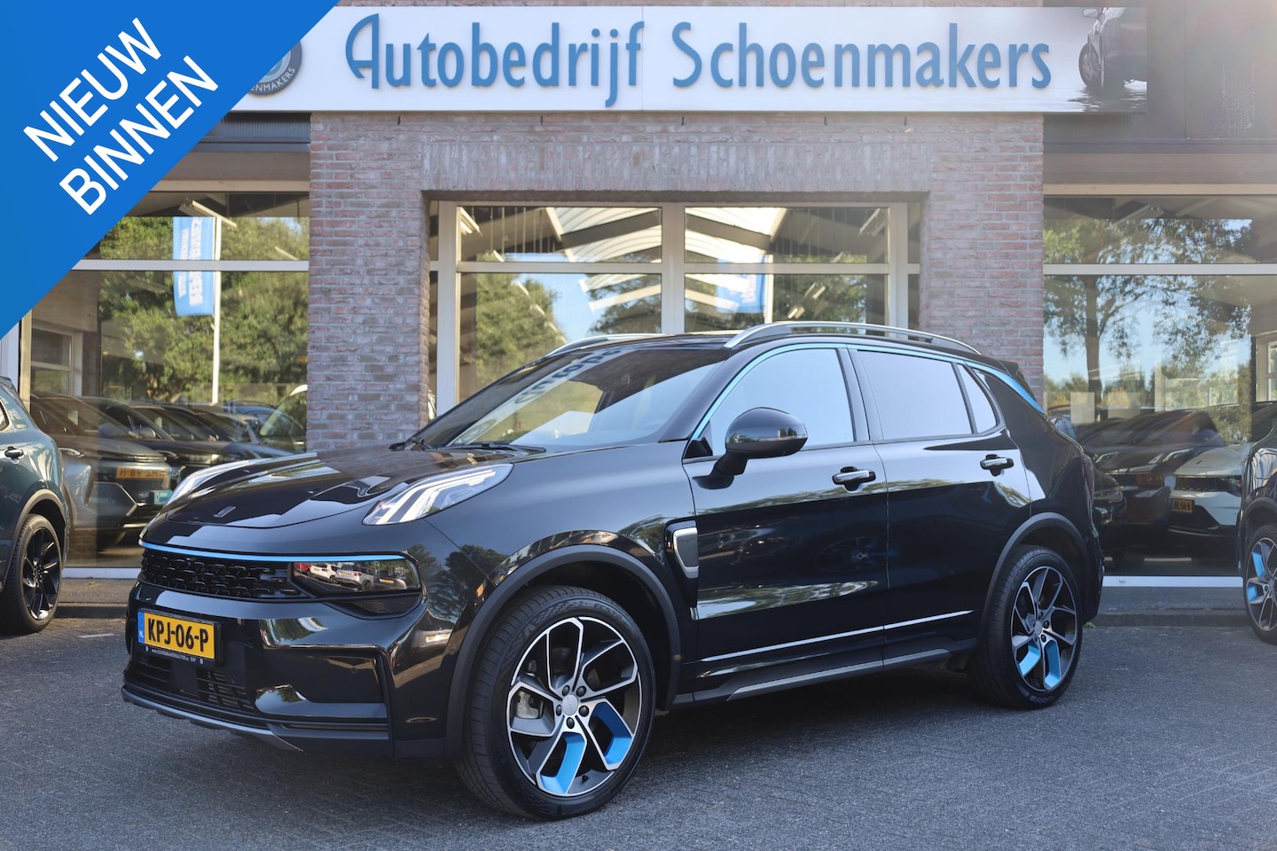 Lynk & Co 01 - 1.5 TREKHAAK ZWARTE-HEMEL ROLHOES MY23 360-CAMERA PANO/SCHUIF INFINITY DAB NAVI CARPLAY ST - AutoWereld.nl