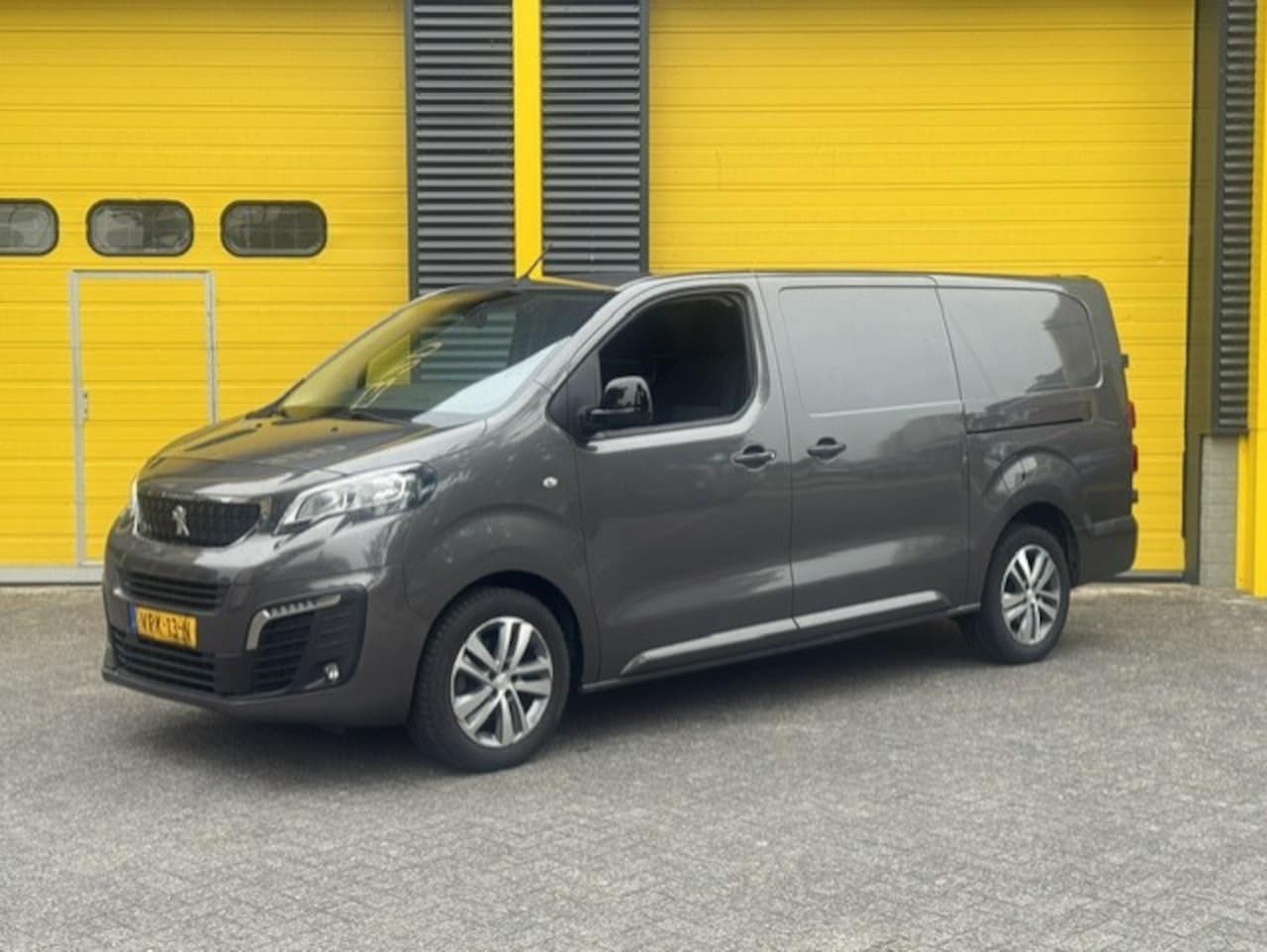 Peugeot Expert - 2.0 180PK L3Airco cruise NAVI gearbox not 100% - AutoWereld.nl