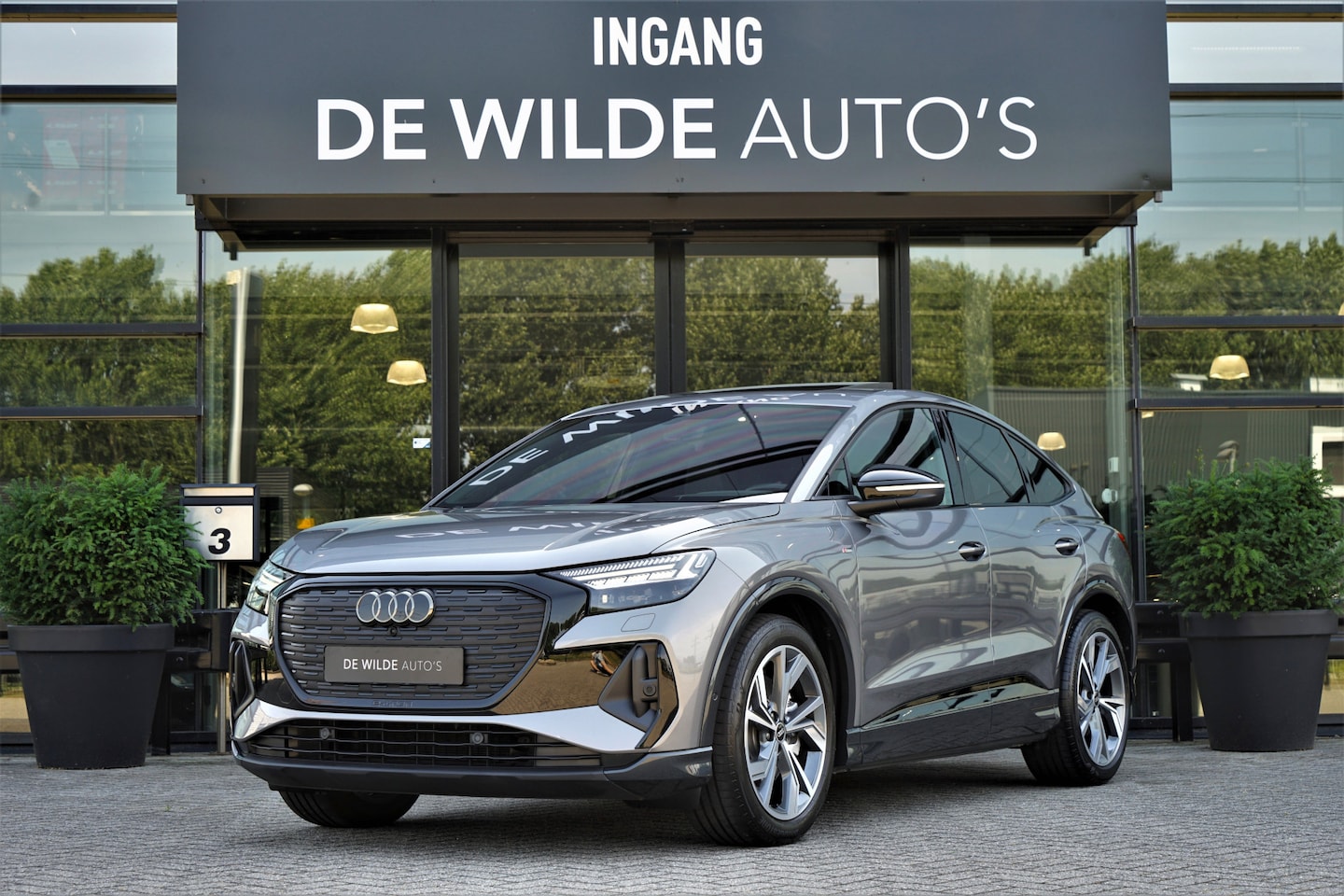 Audi Q4 Sportback e-tron - 40 S-line 204pk RS-seats Pano Trekhaak Head-up Sonos Memory Camera Keyless ACC - AutoWereld.nl