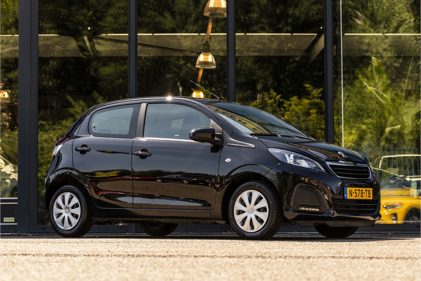 Peugeot 108 - 1.0 e-VTi Active 1.0 e-VTi Active - AutoWereld.nl