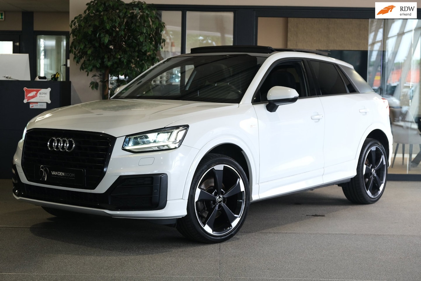 Audi Q2 - 1.4 TFSI S-Line S-tronic Pano Virtual Led B&O Acc - AutoWereld.nl