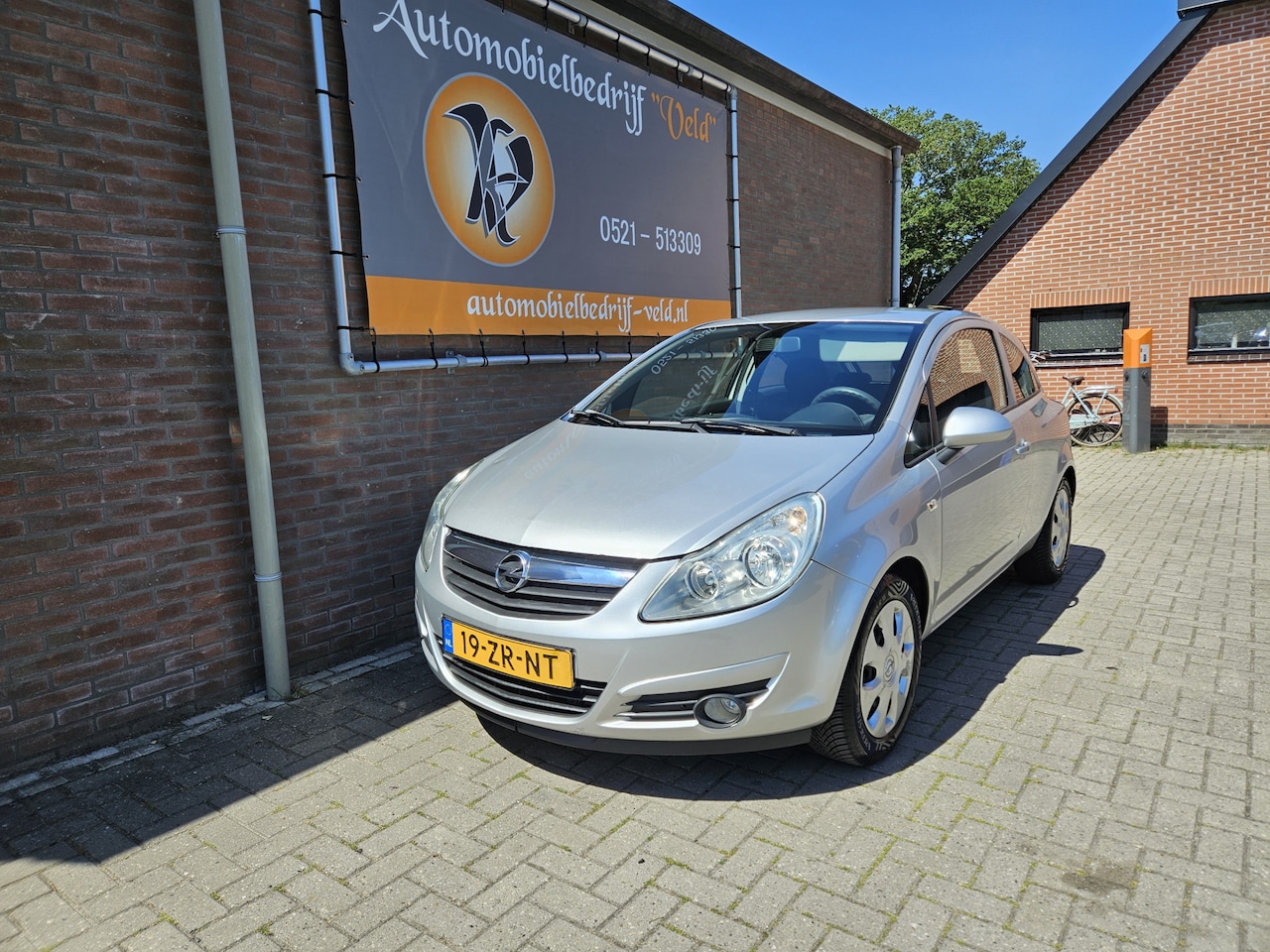 Opel Corsa - 1.2-16V Enjoy 1.2-16V Enjoy - AutoWereld.nl