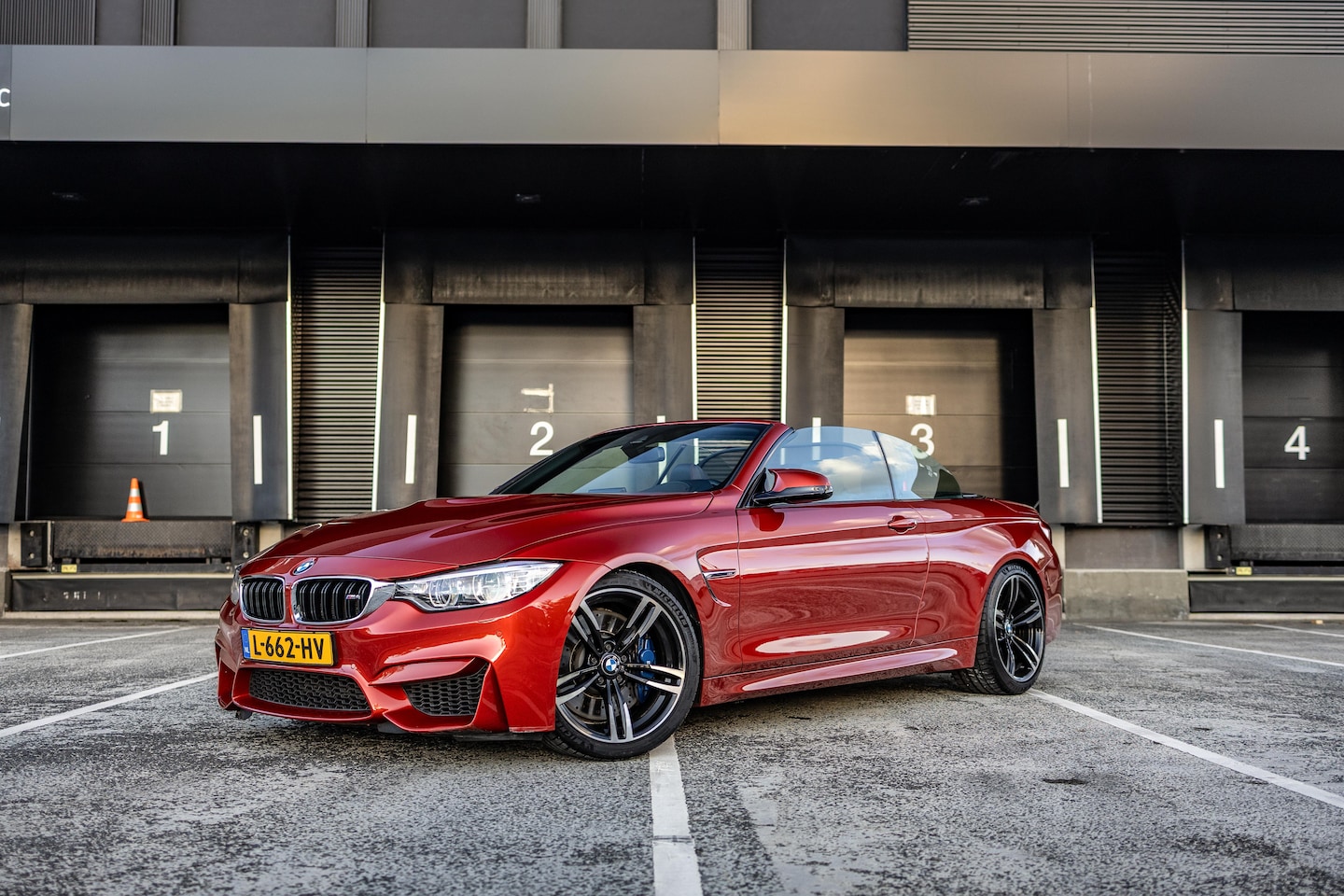 BMW 4-serie Cabrio - M4 Individual Sakhir Orange | Serviced | New Tyres | Full History - AutoWereld.nl